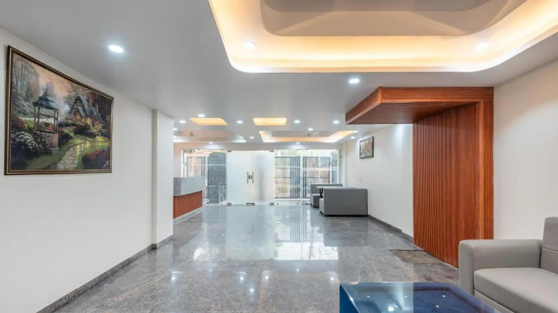 Comfort N Stay Inn Suites Gurgáon Hotel