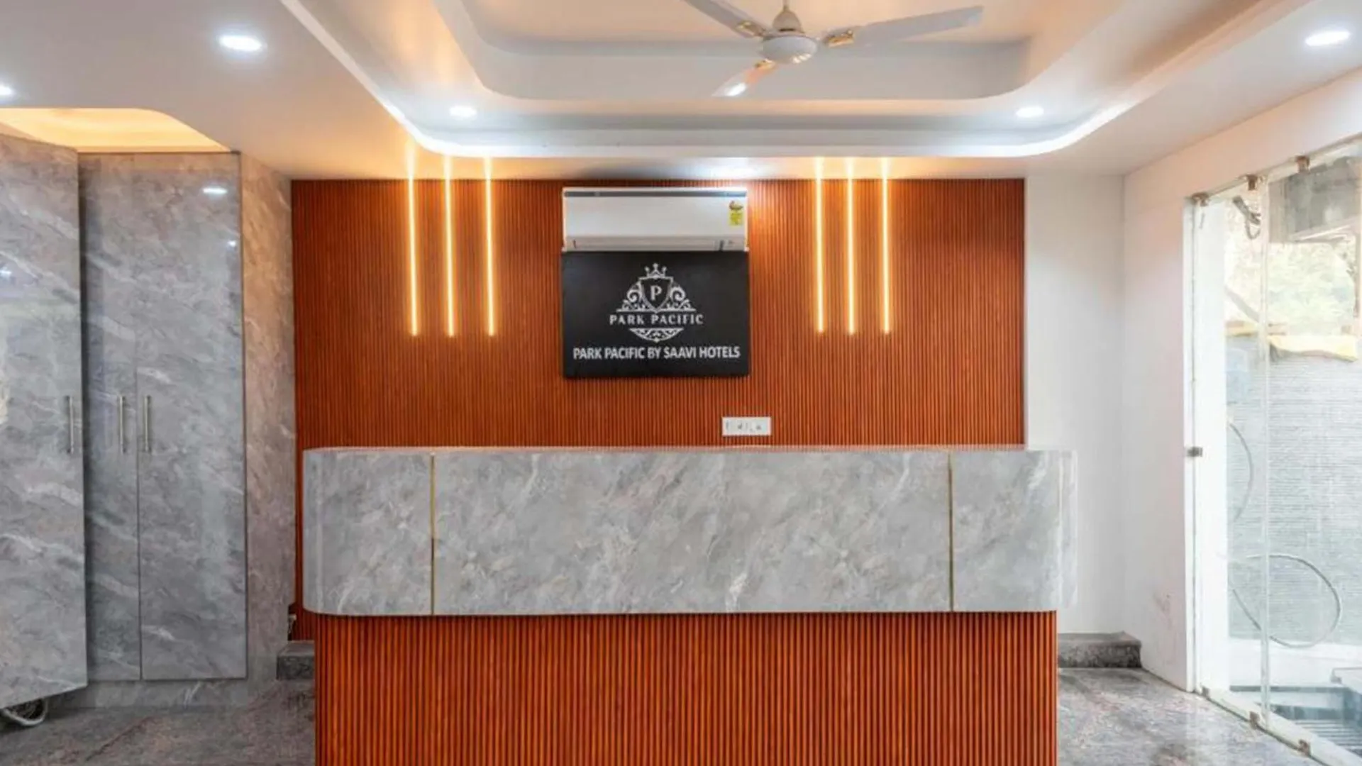 Comfort N Stay Inn Suites グルガウン インド